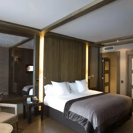 Hotel Val De Neu G.l.